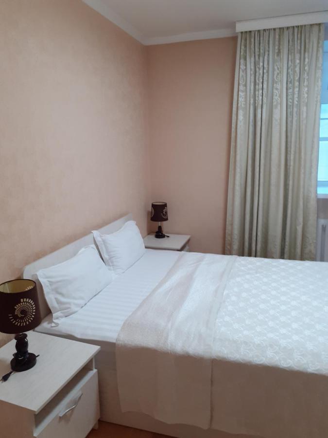 City Hotel Ustʼ-Kamenogorsk Екстериор снимка